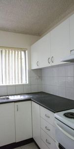 Two Bedroom Unit in Quiet Spot Near Station - Photo 3