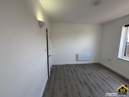 2 bed Apartment in 15 Earle Street Earlstown, Newton-le-Willows, WA12 9LW - Photo 3