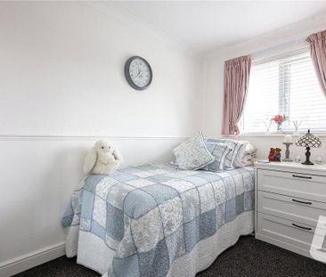 2 bedroom maisonette to rent - Photo 1