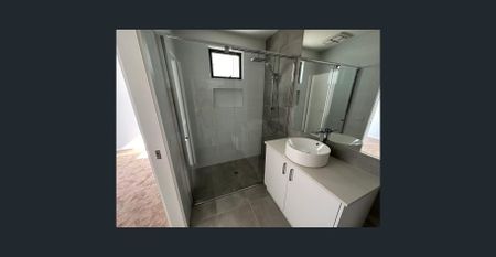 NEAR NEW TOWNHOUSE IN THE HEART OF BERWICK - Photo 2