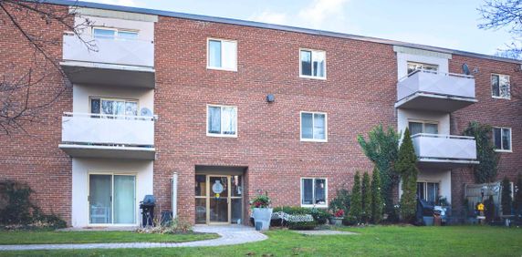 366-368 Oxford Street W Apartments - Photo 2