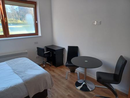 1 bedroom property to rent - Photo 2