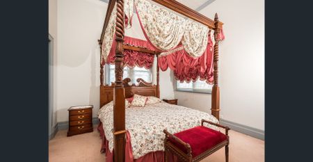 Original Home ~ Central Shepparton - Photo 5