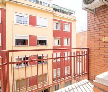 Carrer de Mas, L'Hospitalet de Llobregat, Catalonia 08904 - Photo 1