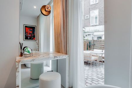 Modern 3-Room Apartment w/Garden in City Center - Photo 2