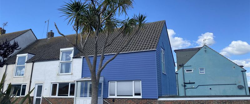 Beach Green, Shoreham Beach - Photo 1