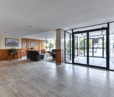 1150 Côte-Vertu - Photo 1