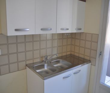 Location Appartement 2 pièces 49m² - Photo 4