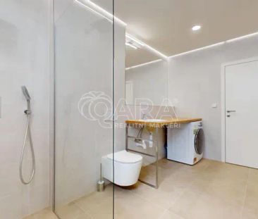 Pronájem moderního bytu 1+kk s předzahrádkou a parkovacím místem v ... - Photo 5