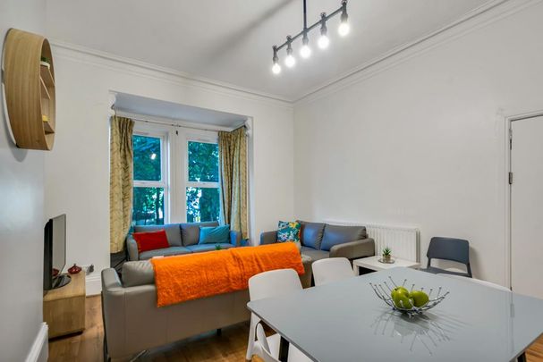 1 bedroom in a house share to rent - Photo 1