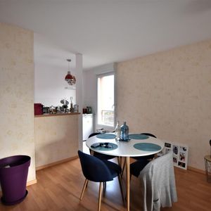 Location Appartement 2 pièces 39m² CHOLET 49300 - Photo 2