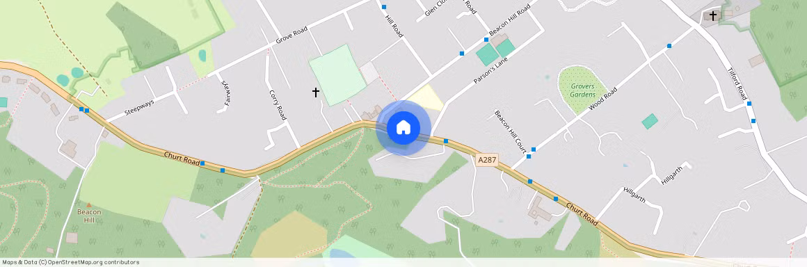 Hindhead character property with high ceilings