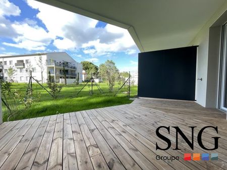 T2 AVEC JARDIN, TERRASSE ET PARKING - Photo 3