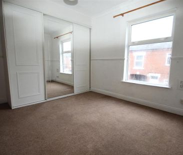 2 bedroom detached house to rent - Photo 6