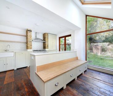 3 bedroom terraced house to rent - Photo 3