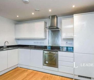 Cromwell Road, Redhill, RH1 - Photo 3