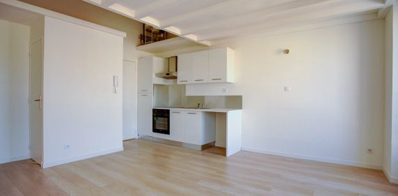 Castellane - T2 - 740 € - Photo 2