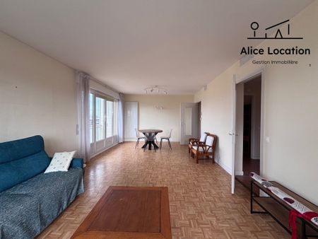 Location Appartement 2 pièces 75m² THONON LES BAINS 74200 - Photo 4