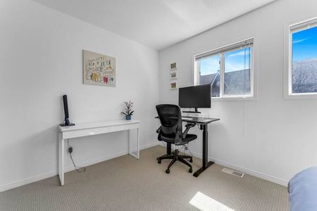 For Lease - 25 Rankin Crescent, Toronto, Ontario - Photo 4