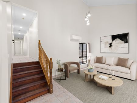 9 Glenalwyn Street, Holland Park QLD 4121 - House For Rent | Domain - Photo 2