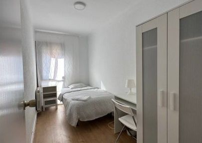 barcelona, Catalonia 08917