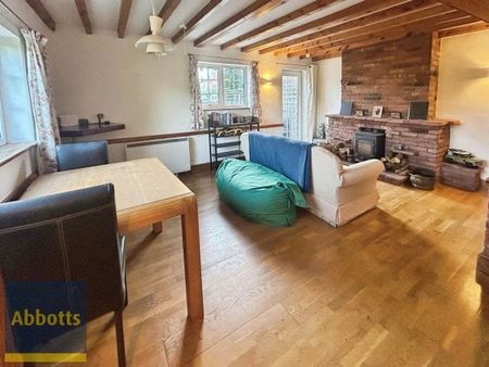 The Street, Kettlestone - Photo 2