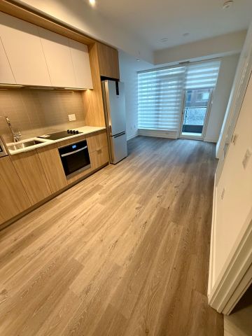 For Lease - 395 Square One Drive Unit# 2812, Mississauga, Ontario - Photo 3