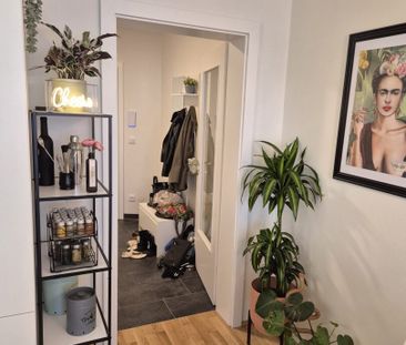 Wunderschöne 2-Zimmer-Wohnung mit idealer Raumaufteilung in zentral... - Photo 2