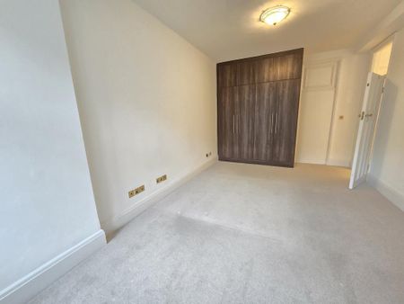 3 bedroom apartment to rent - Photo 4