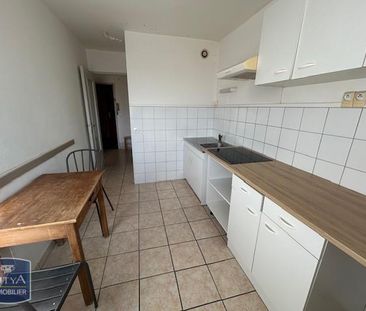 Location Appartement 1 pièce 38m² ST ETIENNE 42000 - Photo 3