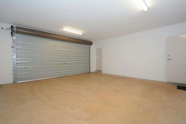 SUPER SPACEY TOWNHOUSE - Photo 1