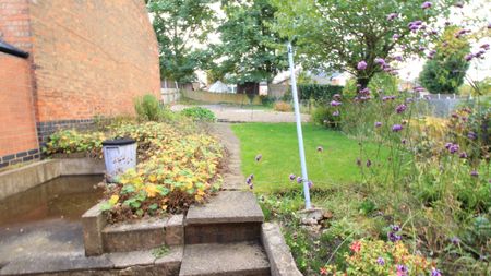 3 Bed Semi Detached Bodnant Avenue Leicester LE5 - Ace Properties - Photo 3