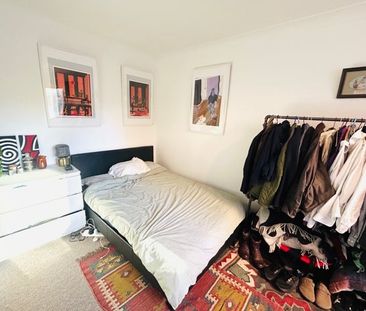 7 Bed Terraced House, Alloa Road, SE8 - Photo 5