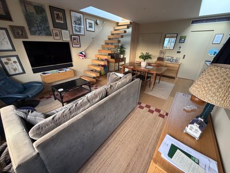 1 Bed Flat, Chepstow Crescent, W11 - Photo 3