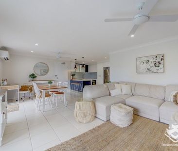 Quite Location close to beach and shops - Photo 6