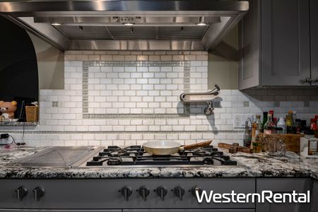 Upper levels WESBROOK CRESCENT, Vancouver, BC V6T 1W1 - Photo 3