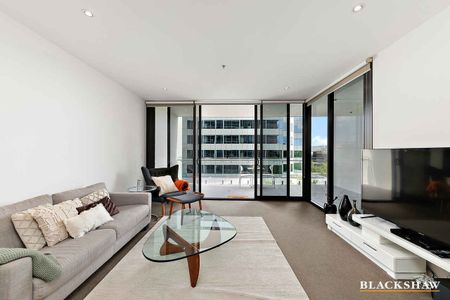 FULLY FURNISHED AT THE "MANHATTAN" - Photo 4