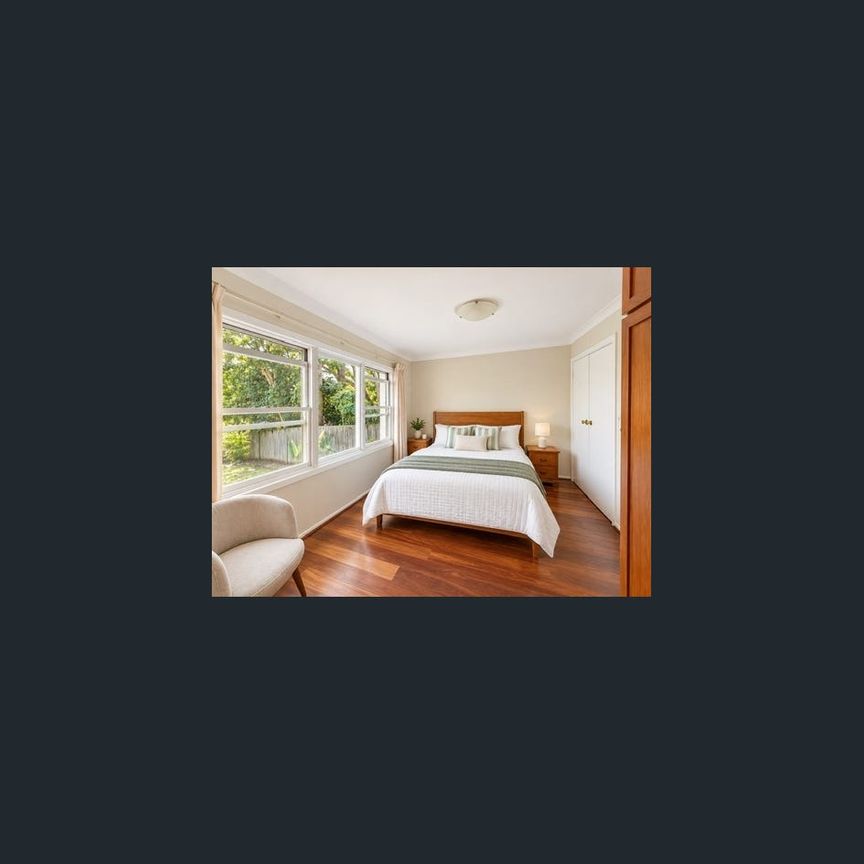 Absolute Premier Location Fully Furnished one bedroom - Photo 1