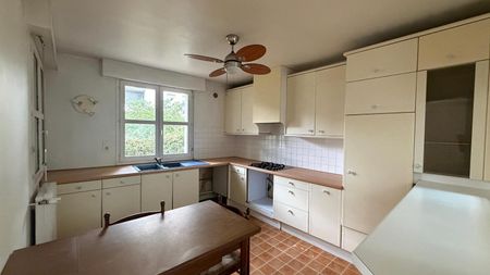 Location Maison 7 pièces 187m² CLERMONT FERRAND 63000 - Photo 5