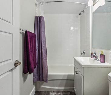 Deluxe Room - Harbour View, Halifax - Photo 6