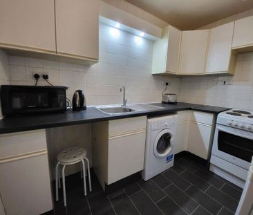 GR Garland Place, Dundee - Photo 5