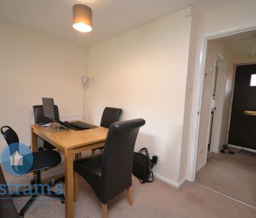 2 bed Semi-Detached House for Rent - Photo 4