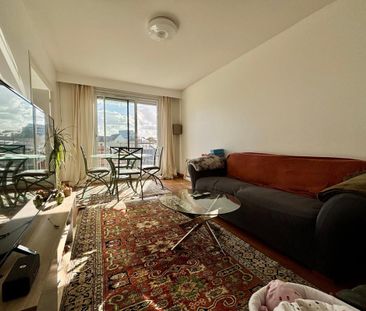 Location Appartement 2 pièces Meublé 48m² CAEN 14000 - Photo 2