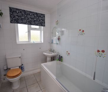 Anslow Place, Nr. Burnham, Slough, Berkshire,SL1 - Photo 3