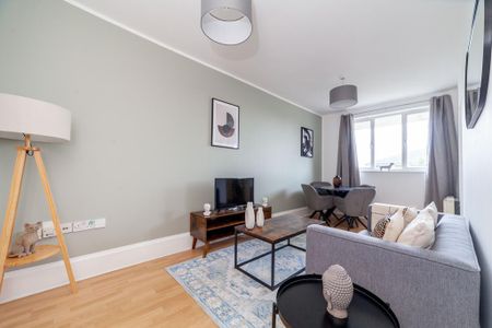 1 bedroom flat to rent - Photo 4