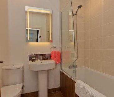 2d Godfrey Avenue, Ballyholme, Bangor, BT20 5LS - Photo 5