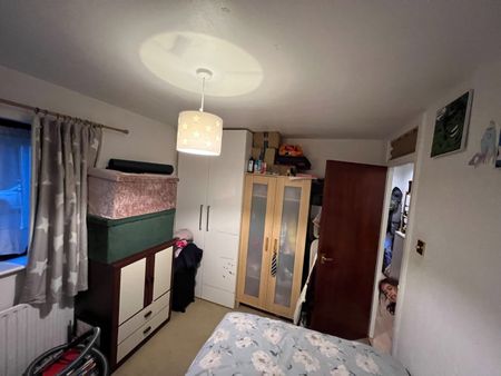 2 Bed Flat, Wheatley Close, NW4 - Photo 5