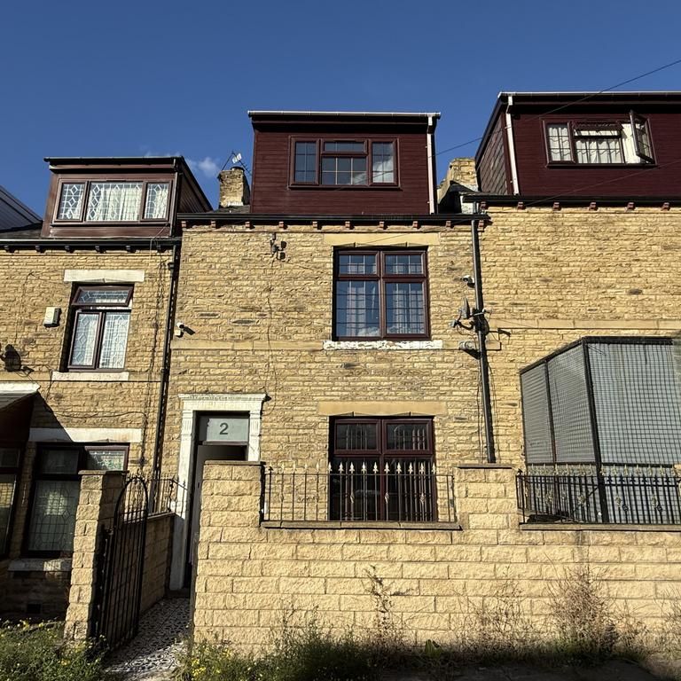 5 bedroom terraced house to rent - Photo 1