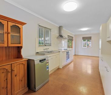 Perfect for a Family to Enjoy - Photo 2