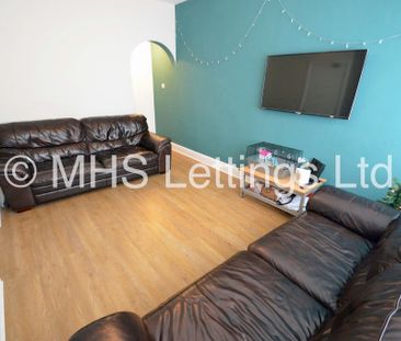 6 Bedroom Mid Terraced House for rent in Winfield Terrace - Photo 2